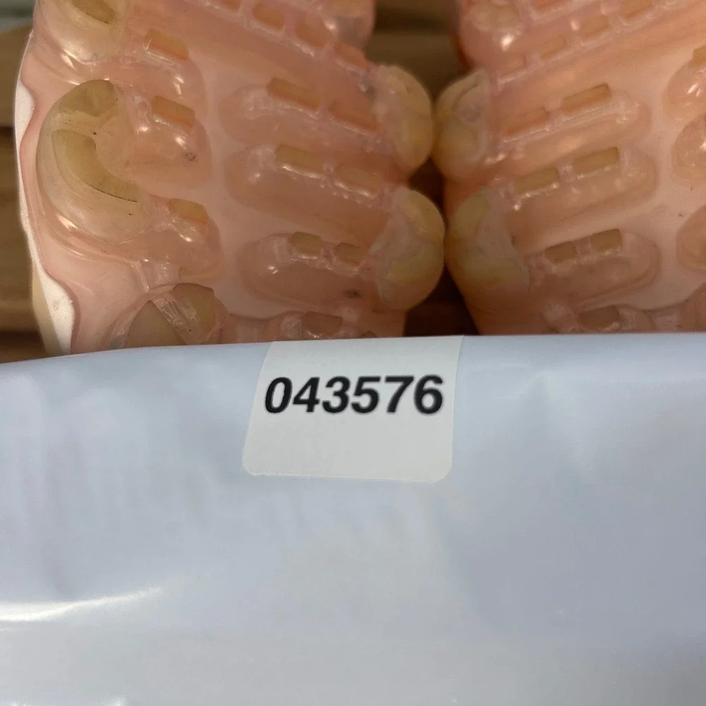 Nike Air Vapormax Plus Womens Orange Fade DQ8588-800 Size 8